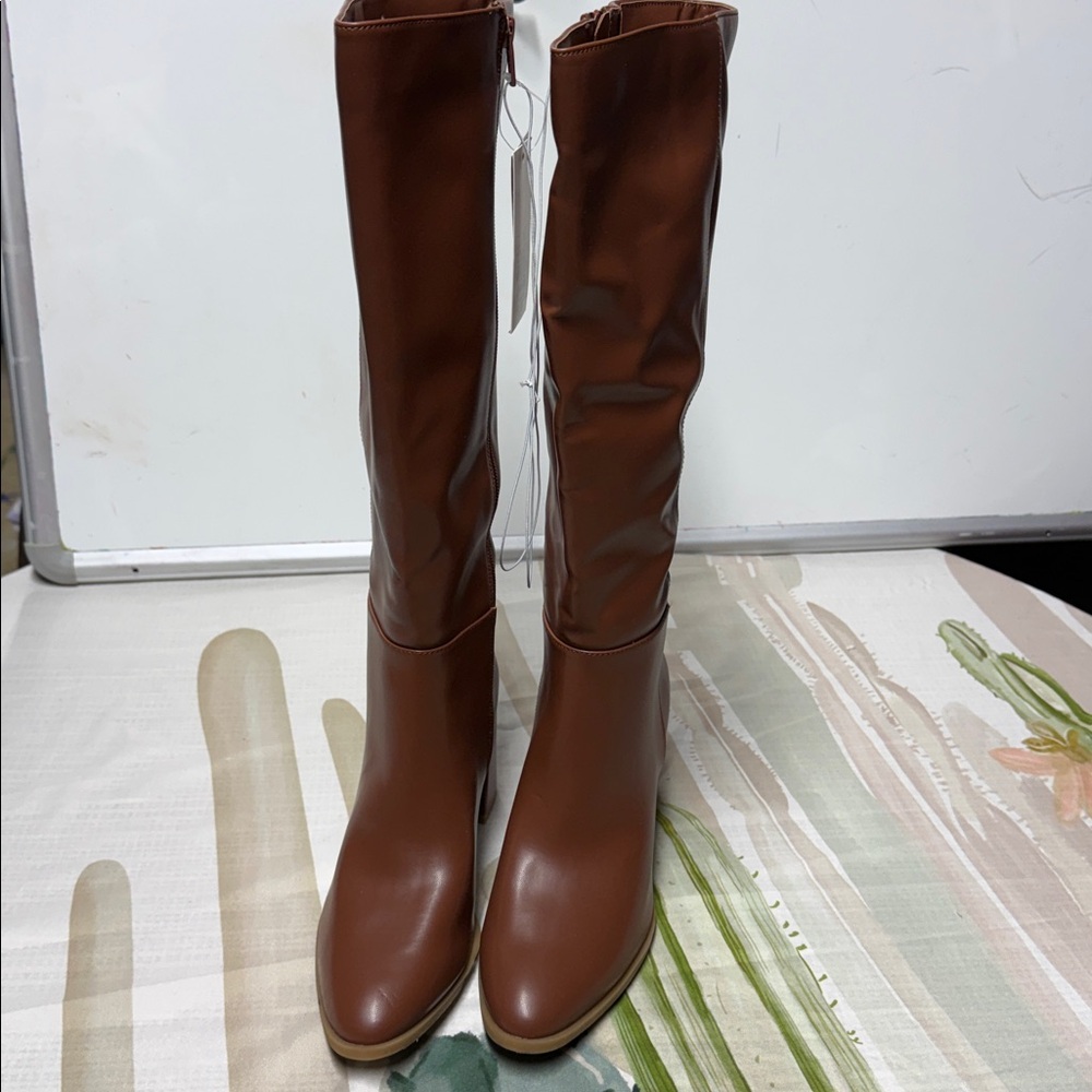 NWT New Day Brown Eve Faux Leather tall Boots sz 7.5 memory foam - Picture 2 of 10